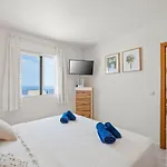 Panoramic Views By Interhome 아파트 베니타첼